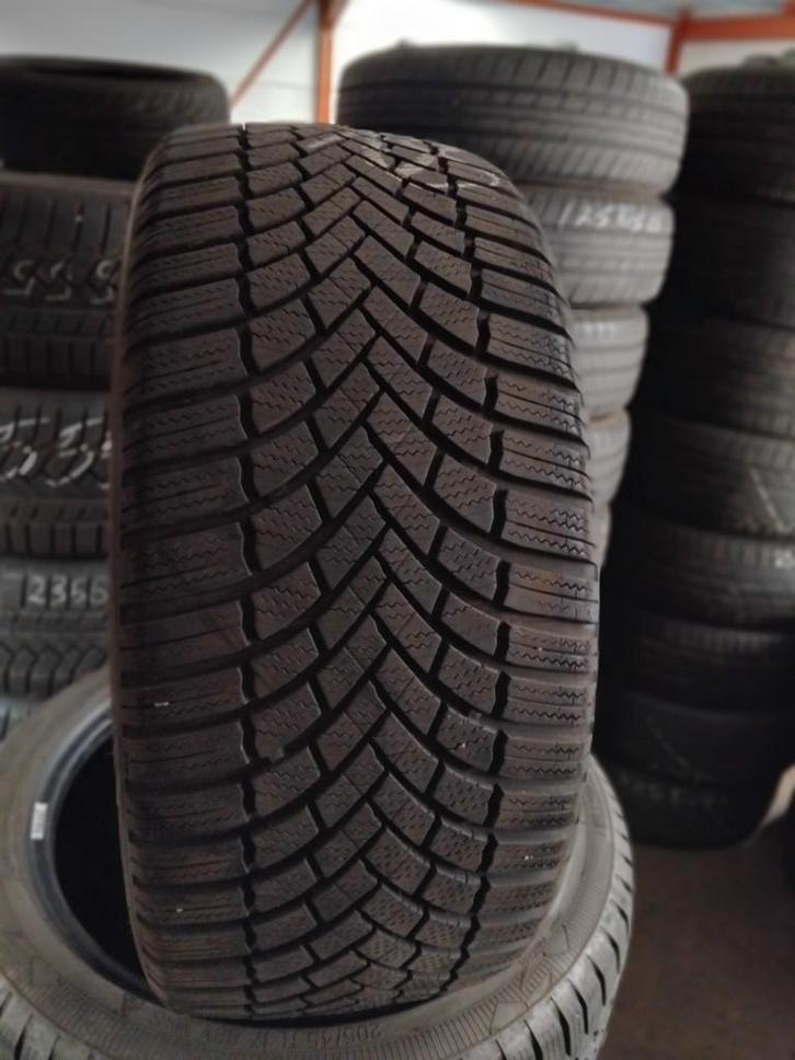 2254018 225/40/18 225/40R18 winter Bridgestone, Auto diversen, Autosport-onderdelen, Zo goed als nieuw, Ophalen
