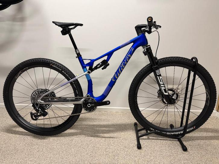 Wilier Urta Max SLR Medium, Sram XX SL, Flight Attendent, Vélos & Vélomoteurs, Vélos | VTT & Mountainbikes, Comme neuf, VTT tout suspendu