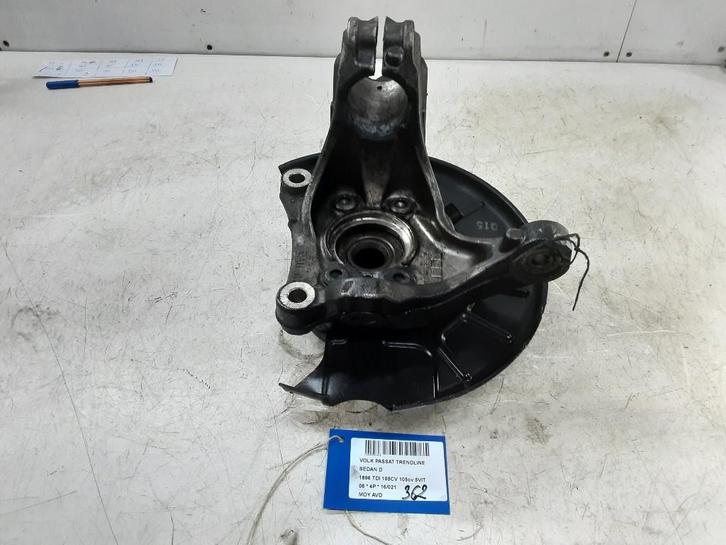 WIELNAAF RECHTS VOOR Volkswagen Passat (3C2), Auto-onderdelen, Remmen en Aandrijving, Volkswagen, Gebruikt