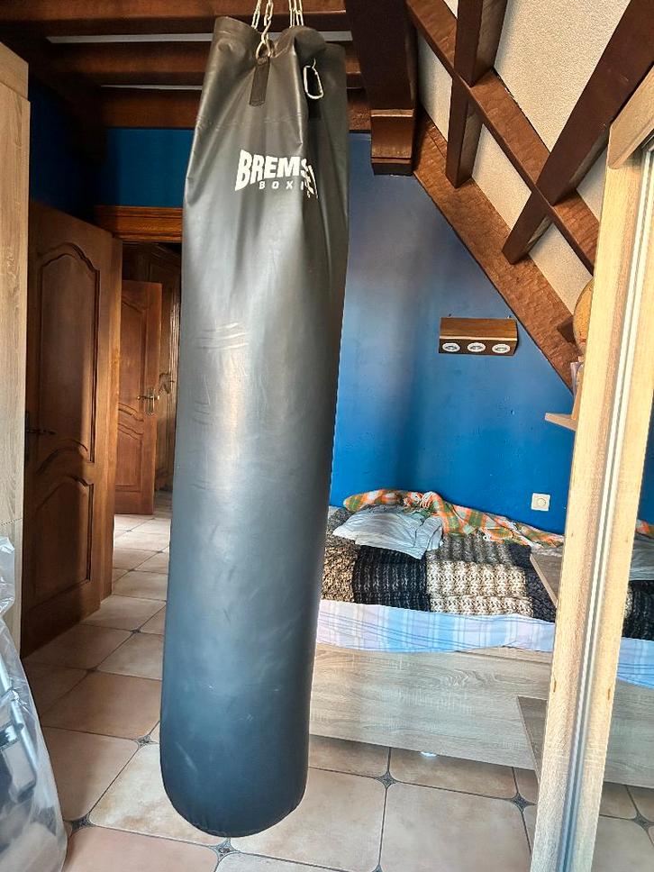 bokszak + muurbeugel + handschoenen, Sport en Fitness, Boksen, Gebruikt, Bokszak, Ophalen