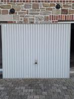 garagedeur van plaatstaal met motor, Auto diversen, Autostaanplaatsen en Garages