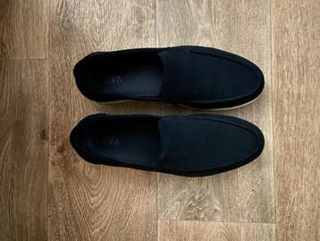  Mocassins ZARA homme – bleu marine – Taille 44 beschikbaar voor biedingen