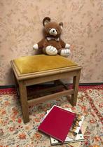Tabouret / pose pieds en bois décapé et velours, Enlèvement, Utilisé, Bois