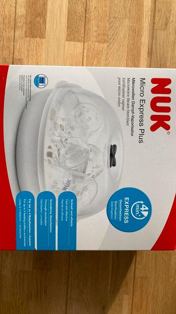 NUK sterilisator disponible aux enchères