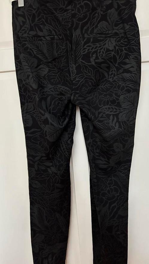 Pantalon CAMBIO 36 noir gris - pièce haut, Vêtements | Femmes, Culottes & Pantalons, Comme neuf, Taille 36 (S), Noir, Enlèvement ou Envoi