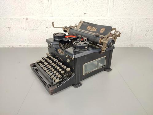 Royal model 10 typemachine, Antiek en Kunst, Antiek | Kantoor en Zakelijk, Ophalen of Verzenden