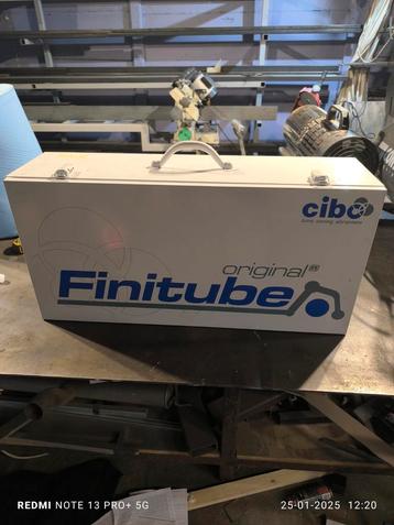 Finitube buisslijpmachinr en toebehoren beschikbaar voor biedingen