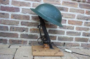 WO1 Bodemvondst trench-art lamp beschikbaar voor biedingen