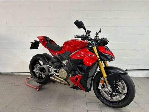 DUCATI STREETFIGHTER V4S**2025*AKRAPOVIC*DUCATI SAMBREVILLE, Motoren, Motoren | Ducati, Bedrijf, Naked bike, meer dan 35 kW, 4 cilinders