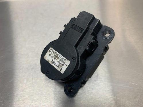 KACHELSTELMOTOR Mitsubishi Outlander (CW) (CSA512T010), Auto-onderdelen, Airco en Verwarming, Mitsubishi, Gebruikt