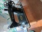 a vendre annee 1953 60€    tel 0470136484, Antiek en Kunst, Antiek | Naaimachines, Ophalen