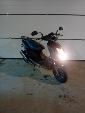 B klasse scooter beschikbaar voor biedingen