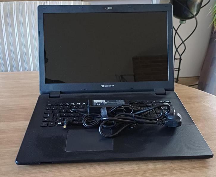 Packard Bell N15Q4 - Intel  4 Go HDD 500 Go - 17", Informatique & Logiciels, Ordinateurs portables Windows, Comme neuf, 17 pouces ou plus