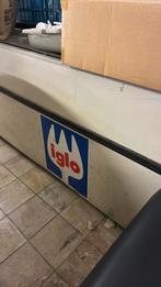 Ijs  vitrine, Ophalen, IJs