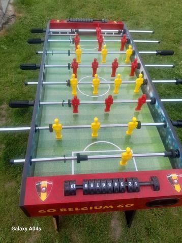 Tafelvoetbalspel  beschikbaar voor biedingen