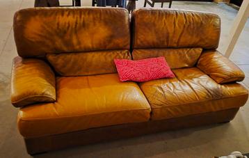 Ledere zetel gebruikt beschikbaar voor biedingen