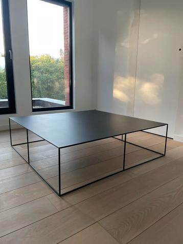 Table basse Slim Irony de Zeus métal noir beschikbaar voor biedingen