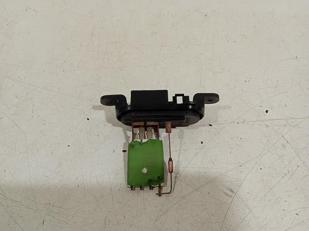 Kachelweerstand Renault Kangoo, Onderdelen@venauto.nl, Van der Ven Autorecycling B.V., Gebruikt, Ettenseweg 76, 4706 PB Roosendaal, The Netherlands