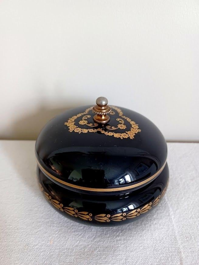 Bonbonnière of juwelendoosje - porselein - Limoges, Antiquités & Art, Enlèvement ou Envoi