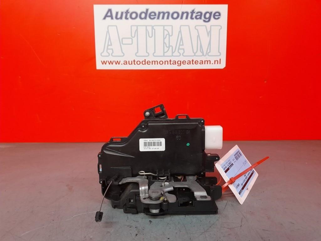 SERRURE DE PORTE RODS AVANT DROIT Touran (1T1 / T2), Utilisé, Volkswagen