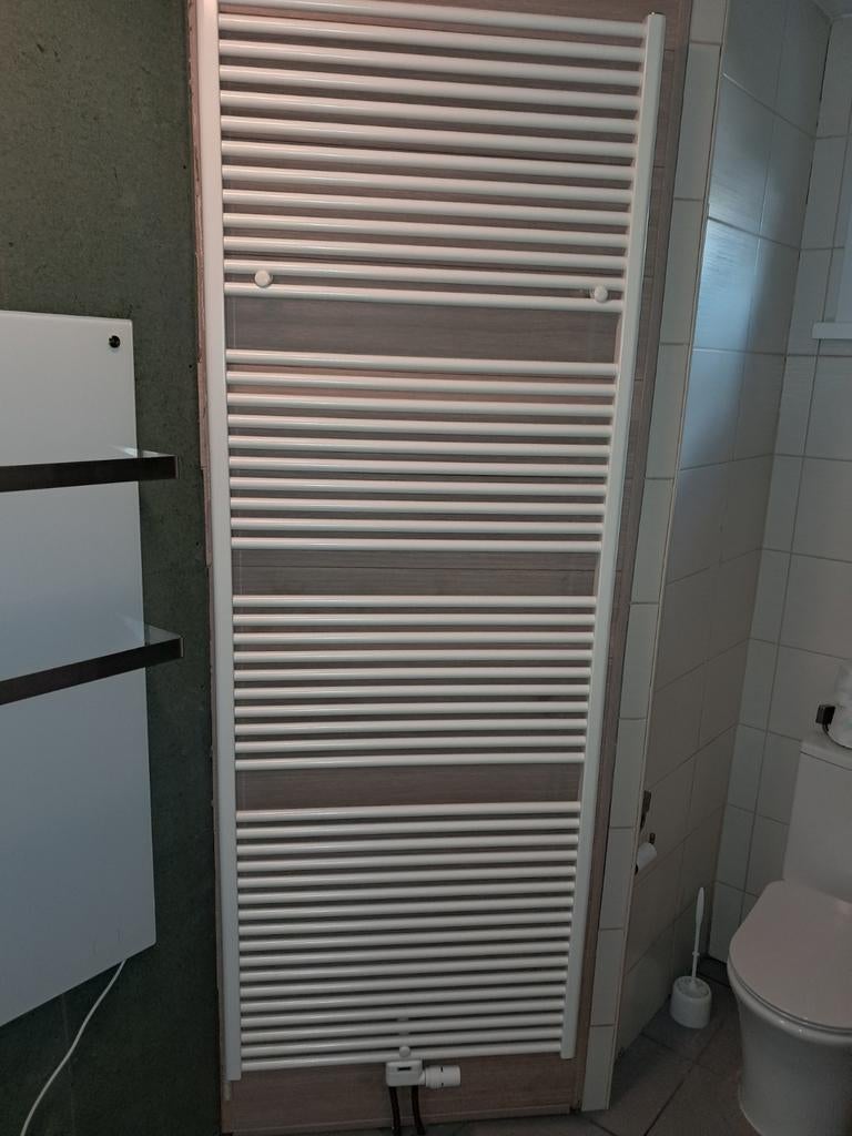 Badkamer /Handdoekradiator, Ophalen