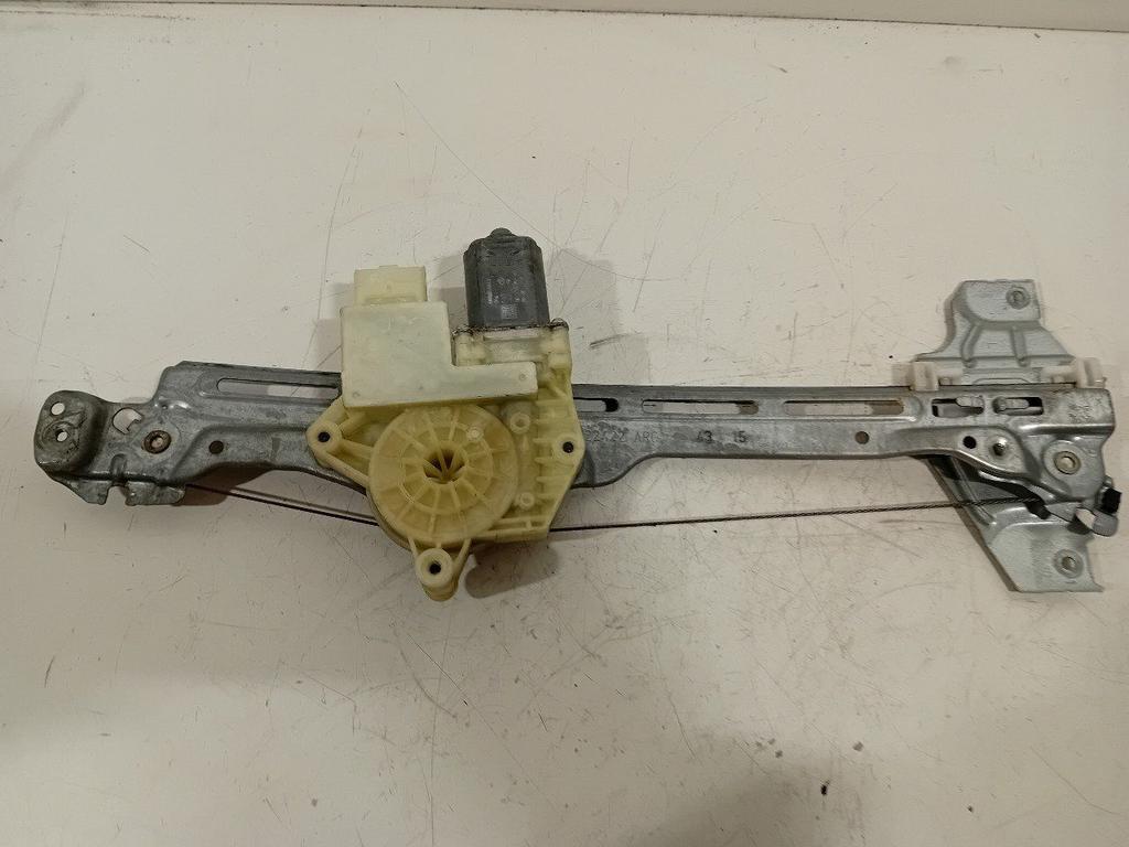 Raammechaniek elektrisch links achter Peugeot 308, Onderdelen@venauto.nl, Van der Ven Autorecycling B.V., Ettenseweg 76, 4706 PB Roosendaal, The Netherlands