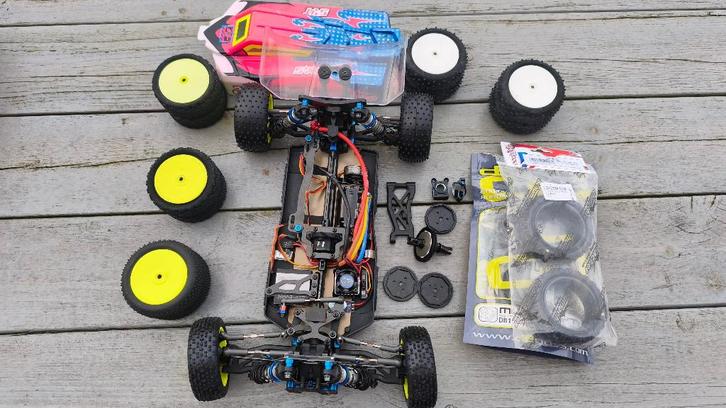 buggy 1/10 compétition team associated, Hobby en Vrije tijd, Modelbouw | Radiografisch | Auto's, Gebruikt, Auto offroad, Elektro