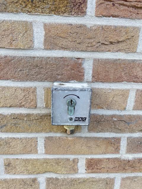 Chamberlaine garagepoortopenenr, Ophalen, Gebruikt