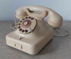 ancien téléphone en bakéilite - milieu 20ème, Enlèvement ou Envoi