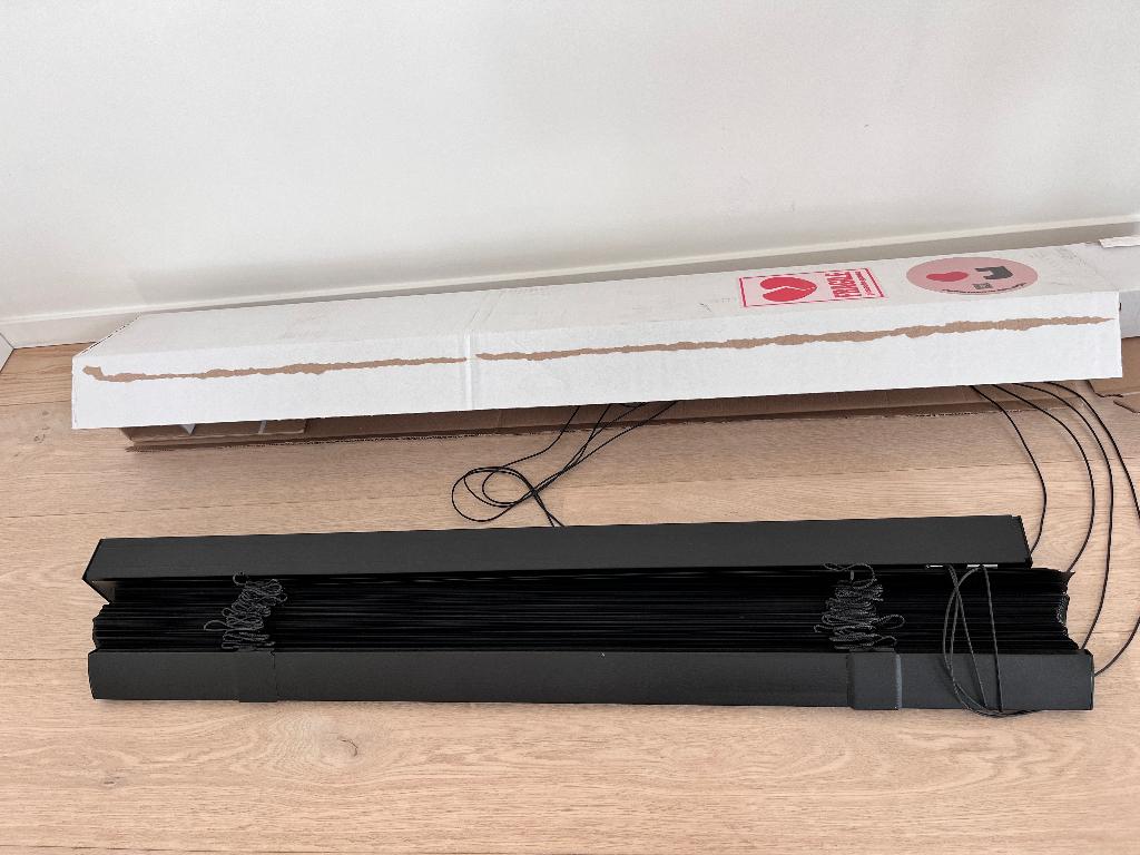 Jalouzie gordijn, Neuf, Enlèvement ou Envoi, Noir, 200 cm ou plus