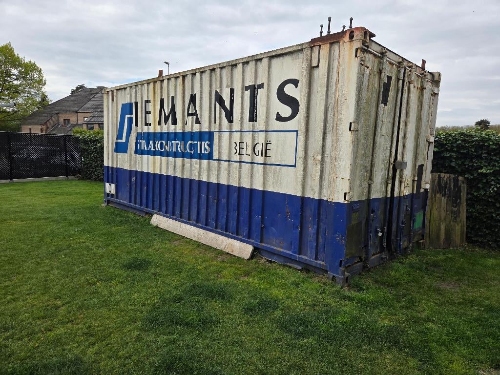 Zeecontainer / werfkeet, Ophalen