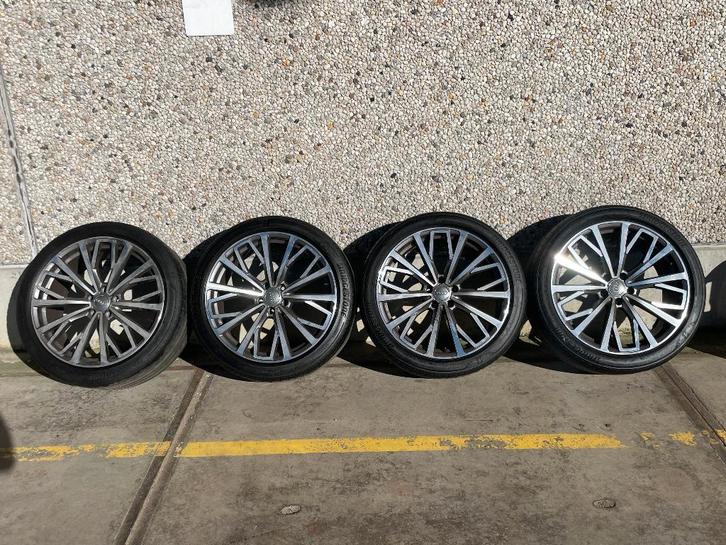 Audi A6 20 inch zomervelgen en banden, Auto-onderdelen, Banden en Velgen, Band(en), Zomerbanden, 20 inch, 255 mm, Personenwagen