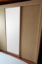 Kleerkast met 3 schuifdeuren, Huis en Inrichting, Kasten | Kleerkasten, Ophalen, Overige materialen, Met deur(en), 200 cm of meer