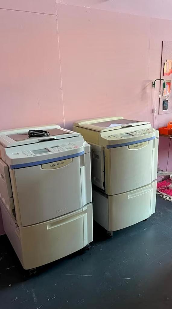 2x Risograph RP 3700 + 9 Drums + Inkt & Masters (ophalen NL), Computers en Software, Printers, Gebruikt, Printer, Ophalen