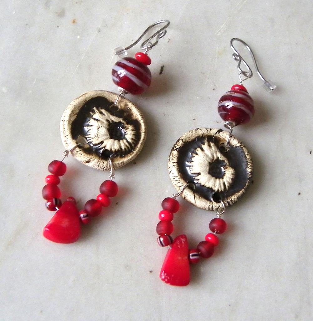 Boucles d'oreilles ethniques en corail, céramique artisanale, Enlèvement ou Envoi, Avec pierre précieuse, Neuf, Rouge