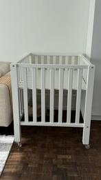 Babypark Quax incl matras en parkomrander, Kinderen en Baby's, Ophalen, Zo goed als nieuw, Wieltjes