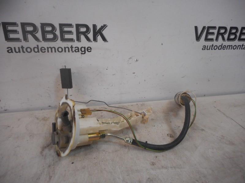 BRANDSTOFPOMP ELECT Audi A6 (C4) (audi443919045s), Gebruikt, Audi