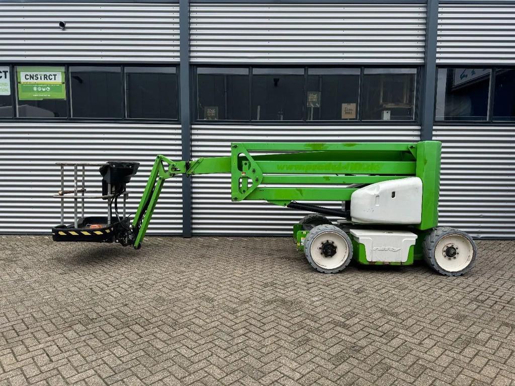 Niftylift HR17NE Hoogwerker Knikarmhoogwerker (bj 2013), Zakelijke goederen, Machines en Bouw | Liften, Steigers en Ladders