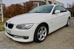 BMW 320 BENZINE E92 COUPE | SPORTPAKKET | 1 EIG | GARANTIE, Auto's, Euro 5, Achterwielaandrijving, Zwart, Wit