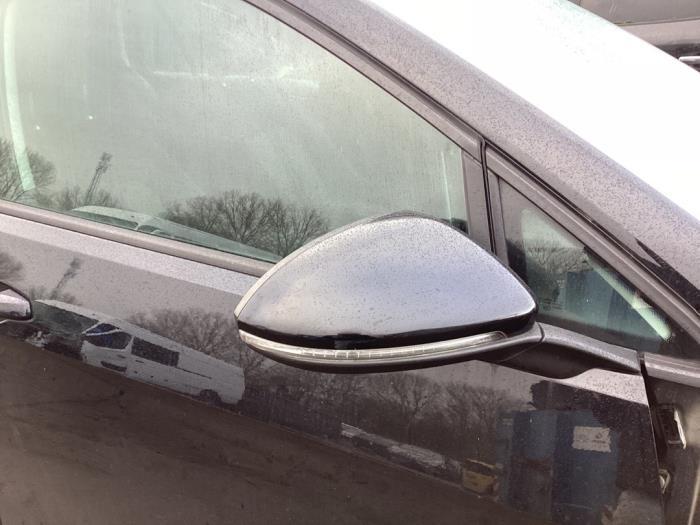 Rétroviseur extérieur droit d'un Volkswagen Golf, Autos : Pièces & Accessoires, Rétroviseurs, Volkswagen, Utilisé, 3 mois de garantie