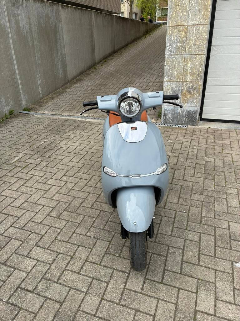 Scooter ksr 50cc, Enlèvement, Comme neuf