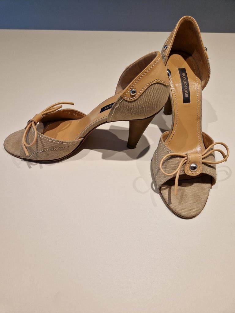 Chaussures à talons en tissu beige Sergio Rossi taille 38, Beige, Chaussures à haut talons, Porté, Sergio Rossi