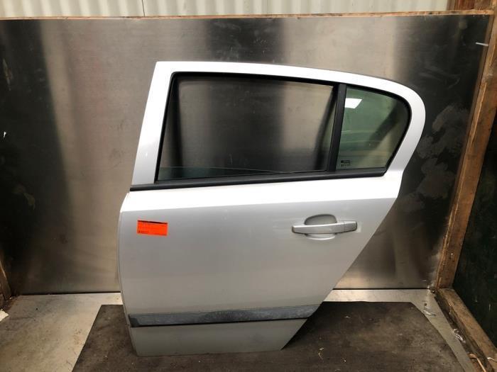 Portier 4Deurs rechts-achter van een Opel Astra (Z157), Auto-onderdelen, Carrosserie, Deur, Opel, Gebruikt, 3 maanden garantie