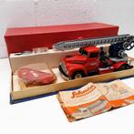 Brandweerwagen - kompleet in doos, Hobby & Loisirs créatifs, Voitures miniatures | 1:5 à 1:12, Enlèvement, Comme neuf, 1:9 à 1:12