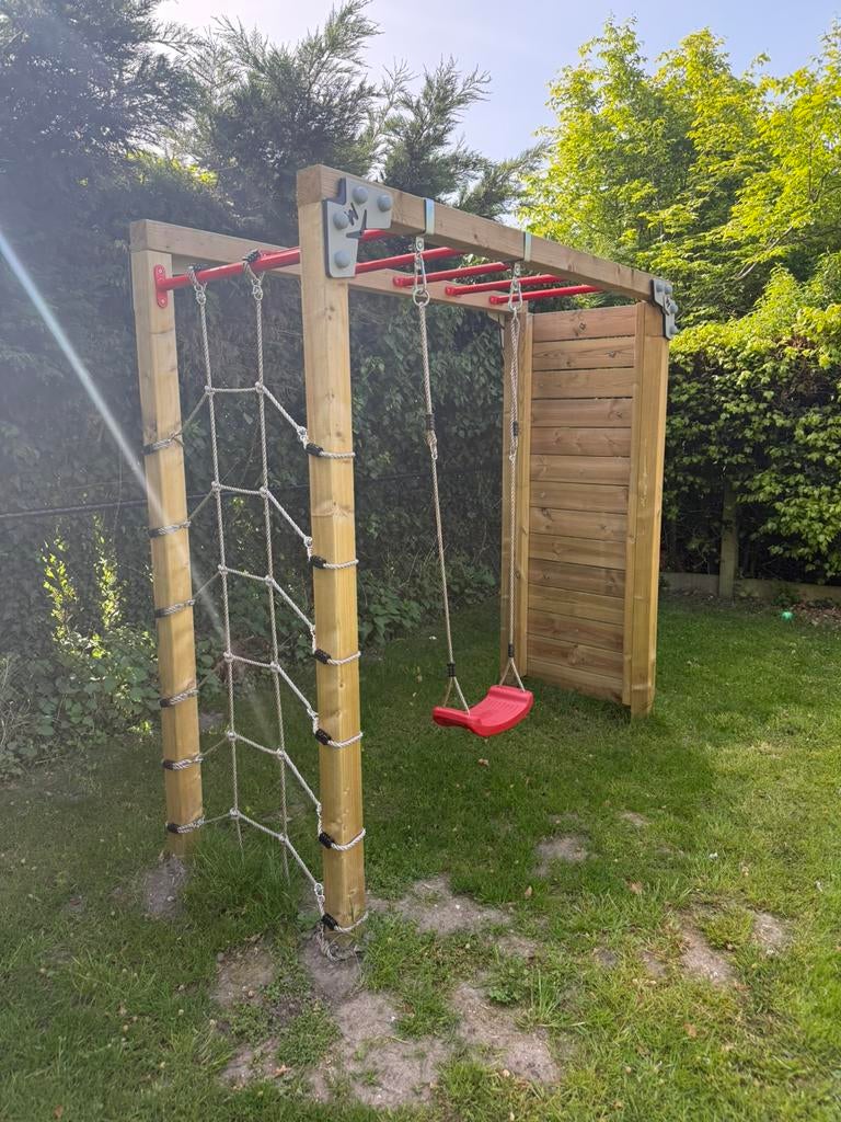 Houten speeltoestel - schommel & klimwand.zo goed als nieuw, Enlèvement, Comme neuf, Filet à grimper
