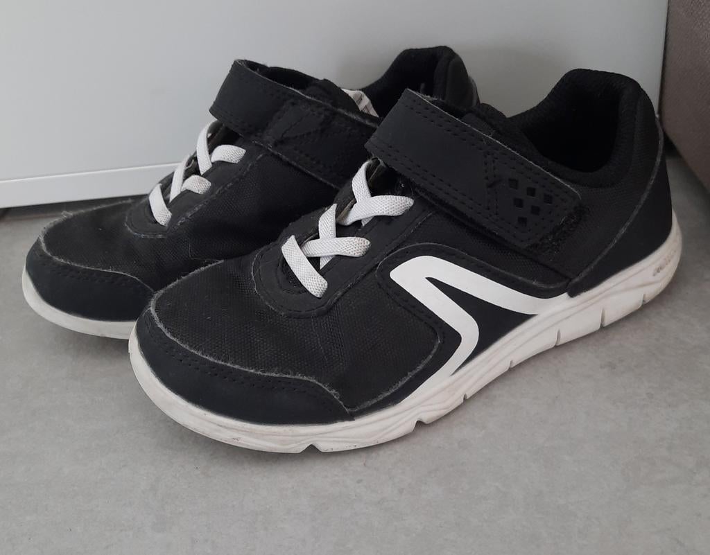 Newfeel schoenen, maat 30, Enfants & Bébés, Vêtements enfant | Chaussures & Chaussettes, Enlèvement, Chaussures