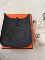Hermes Evelyne 16, Handtassen en Accessoires, Tassen | Damestassen, Ophalen of Verzenden, Zo goed als nieuw