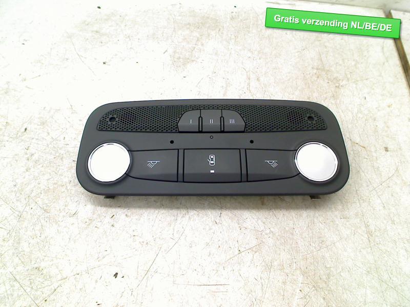 PLAFONNIER AVANT Audi A3 Cabriolet (8P7) (8J0947111E), Autos : Pièces & Accessoires, Éclairage, Audi, Utilisé