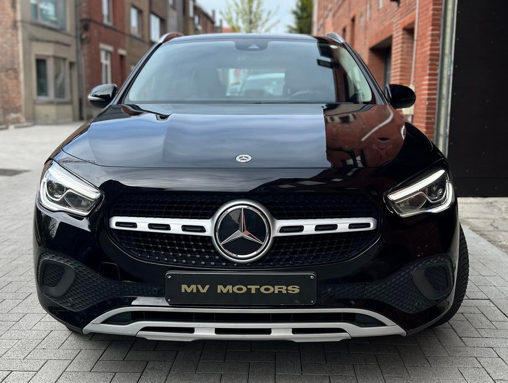 SUV Mercedes-Benz Classe GLA BUSINESS GLA 180D/First, Achat, Euro 6, Entreprise, Phares entièrement LED