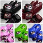Twins Kickboks Set Bokshandschoen & Scheenbeschermer Zwart, Ophalen of Verzenden, Nieuw